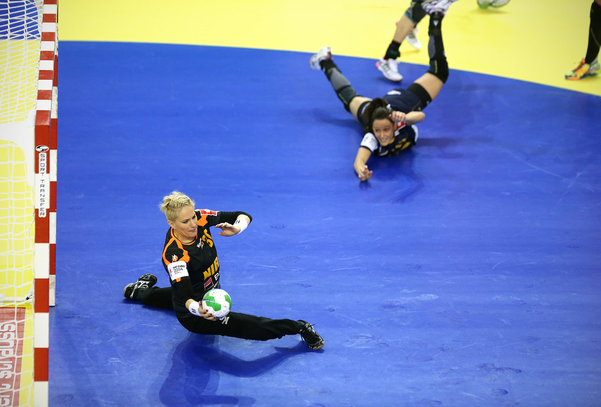 EURO HANDBAL / Spania - România 20-22! SANTA PAULA! Victorie degeaba