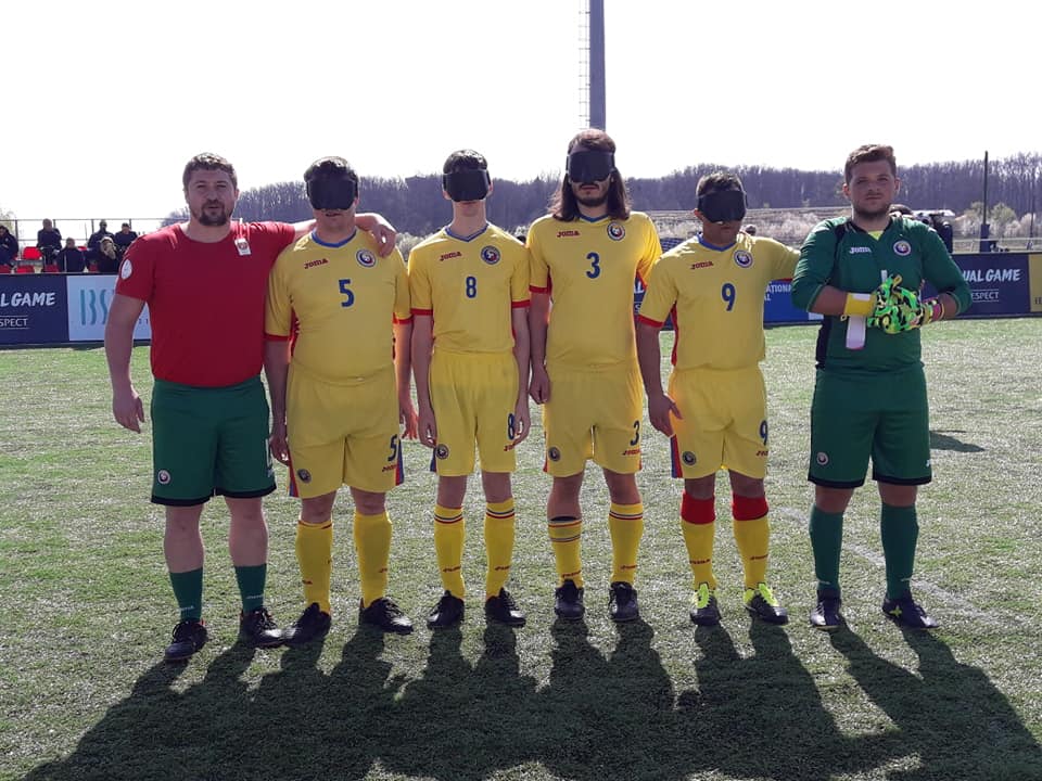 VIDEO | Fotbalul celor care se opun destinului. Naționala nevăzătorilor s-a calificat la Euro 2019. Minge cu clopoței și ochelari de cauciuc