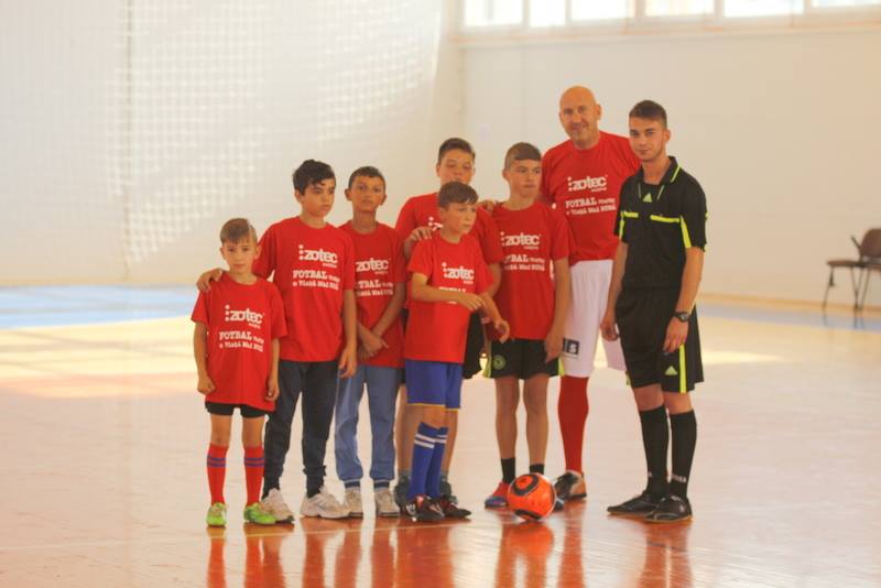 Axinia și Lefter au jucat ”Fotbal pentru o viață mai bună” / GALERIE FOTO