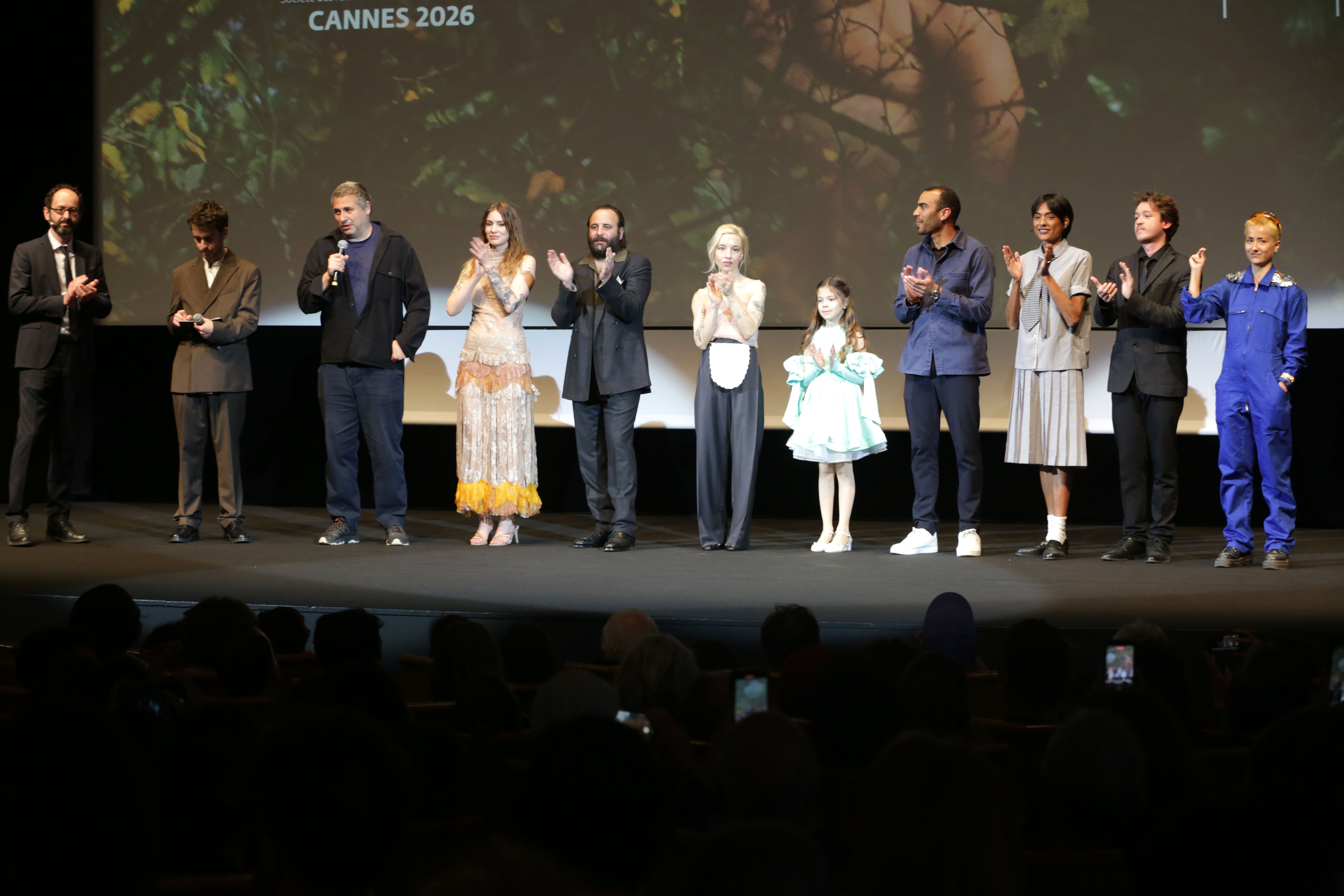 Când ajunge în România filmul „Jurnalul unei cameriste”, regizat de Radu Jude și aplaudat la Festivalul de Film de la Cannes 2026
