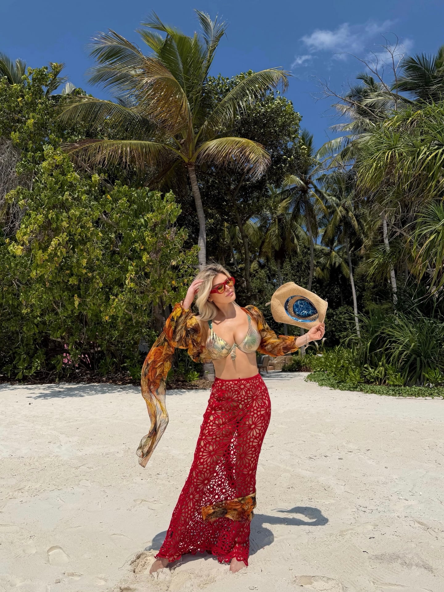 Imagini rare cu mama Loredanei Groza. Cele două se bucură de o vacanță în Maldive