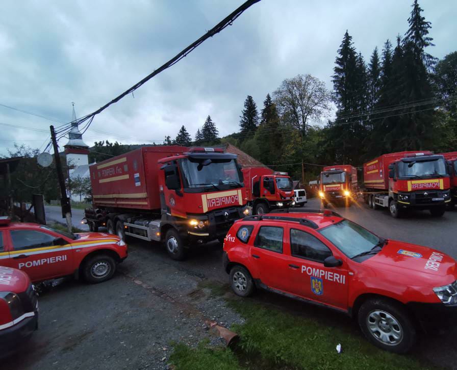 „Există pericolul ca barajul Tăul Mare să cedeze”. Ordin de evacuare la Roșia Montană, unde s-a spart barajul