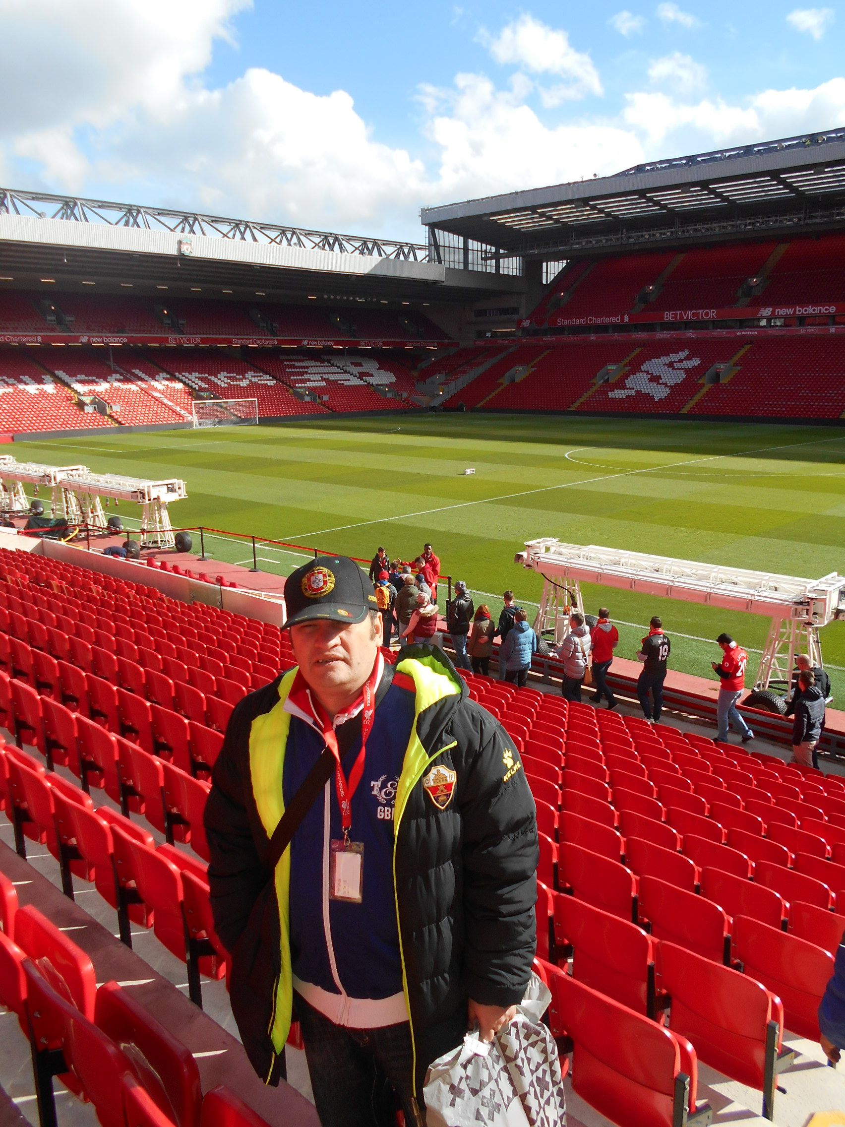 Întâlnire monumentală la Liverpool cu Ian Callaghan, campion mondial cu Anglia în 1966: ”Nu credeam că petroliștii sunt așa de buni”