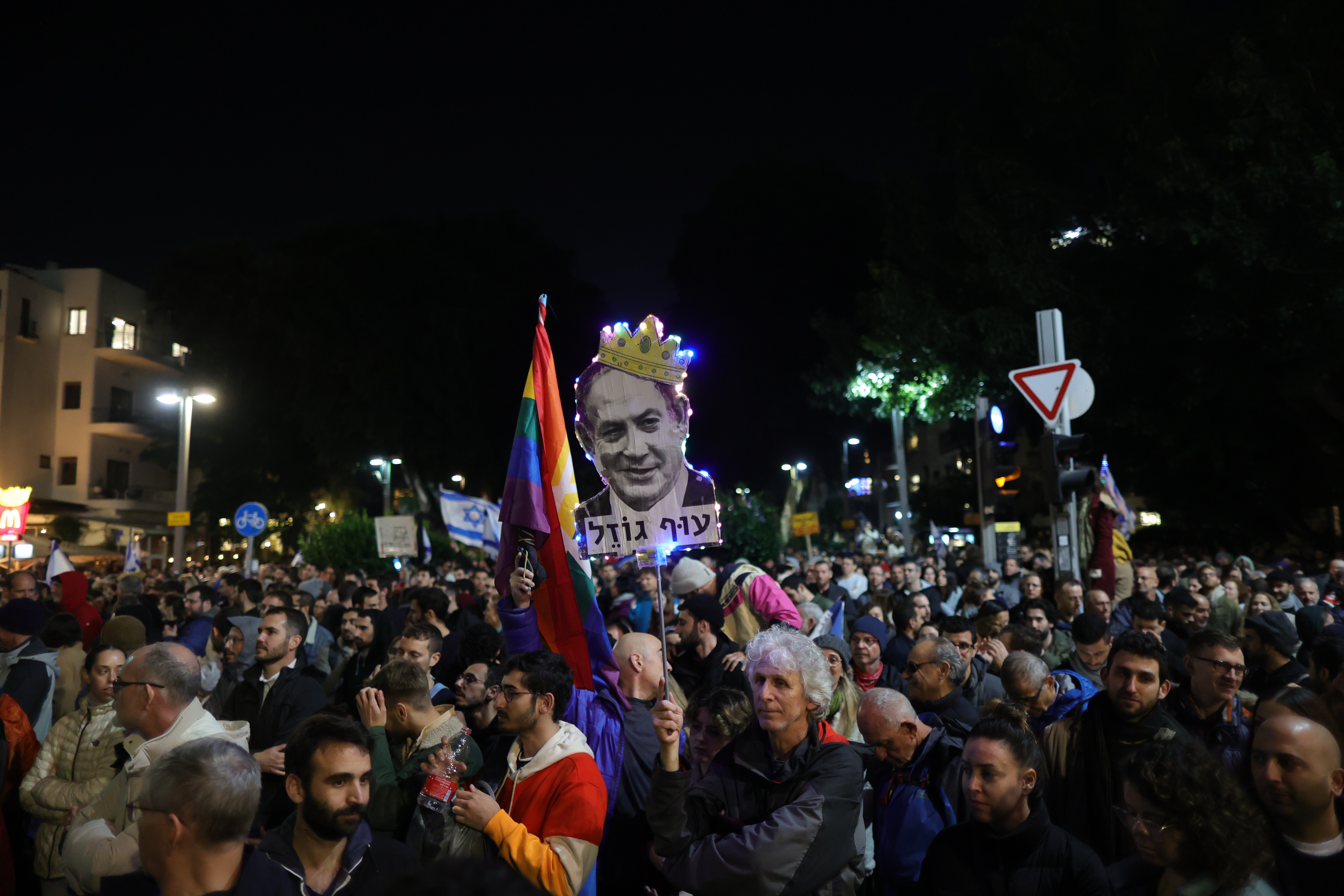 Protest uriaș în Israel față de premierul Netanyahu. Zeci de mii de persoane au ieșit pe străzi în Tel Aviv, Ierusalim și Haifa