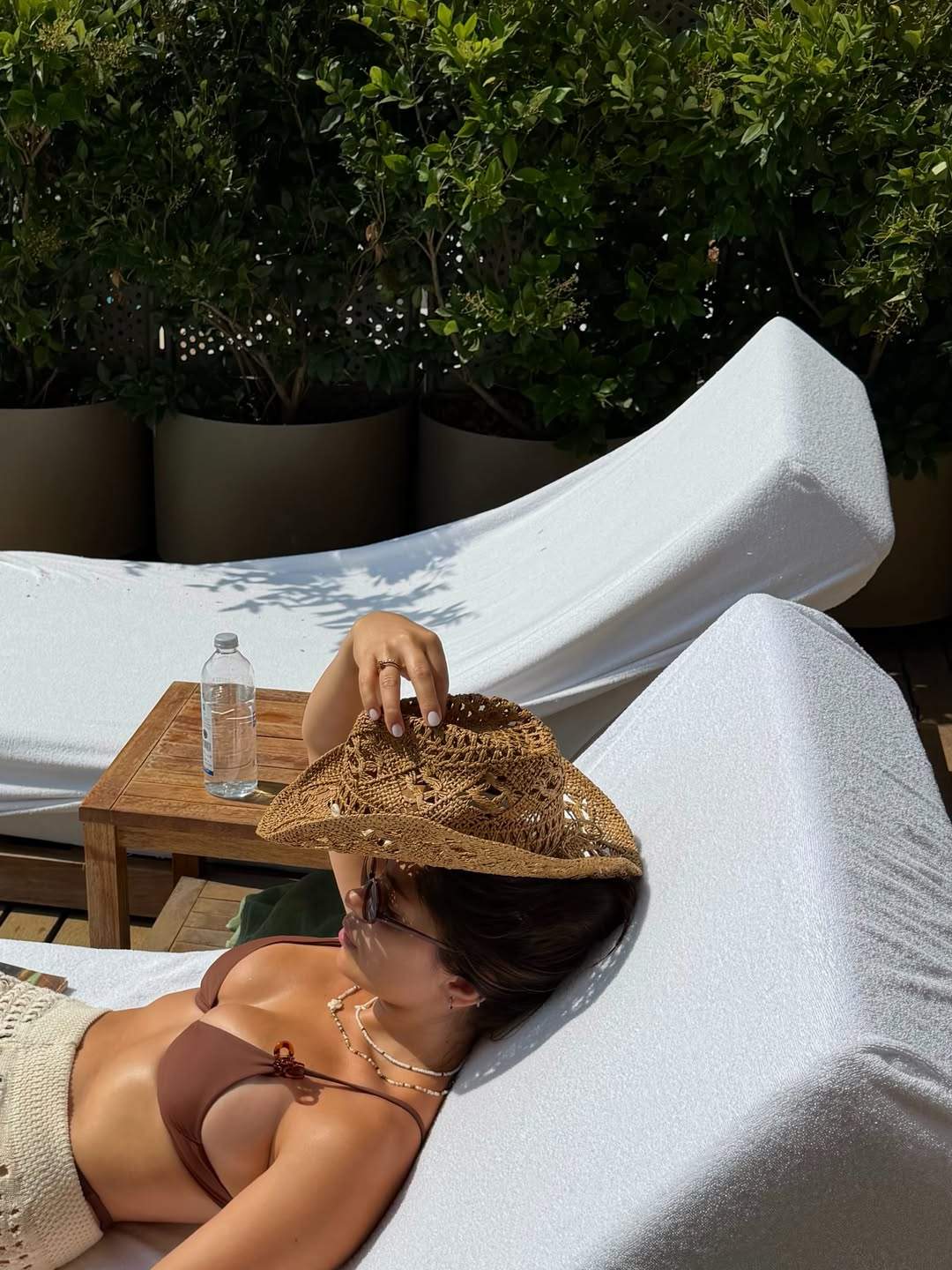 Imagini rare cu soțiile fotbaliștilor la plajă. Fetele au făcut senzație. Coman, Tănase și Drăguș, împreună în vacanță