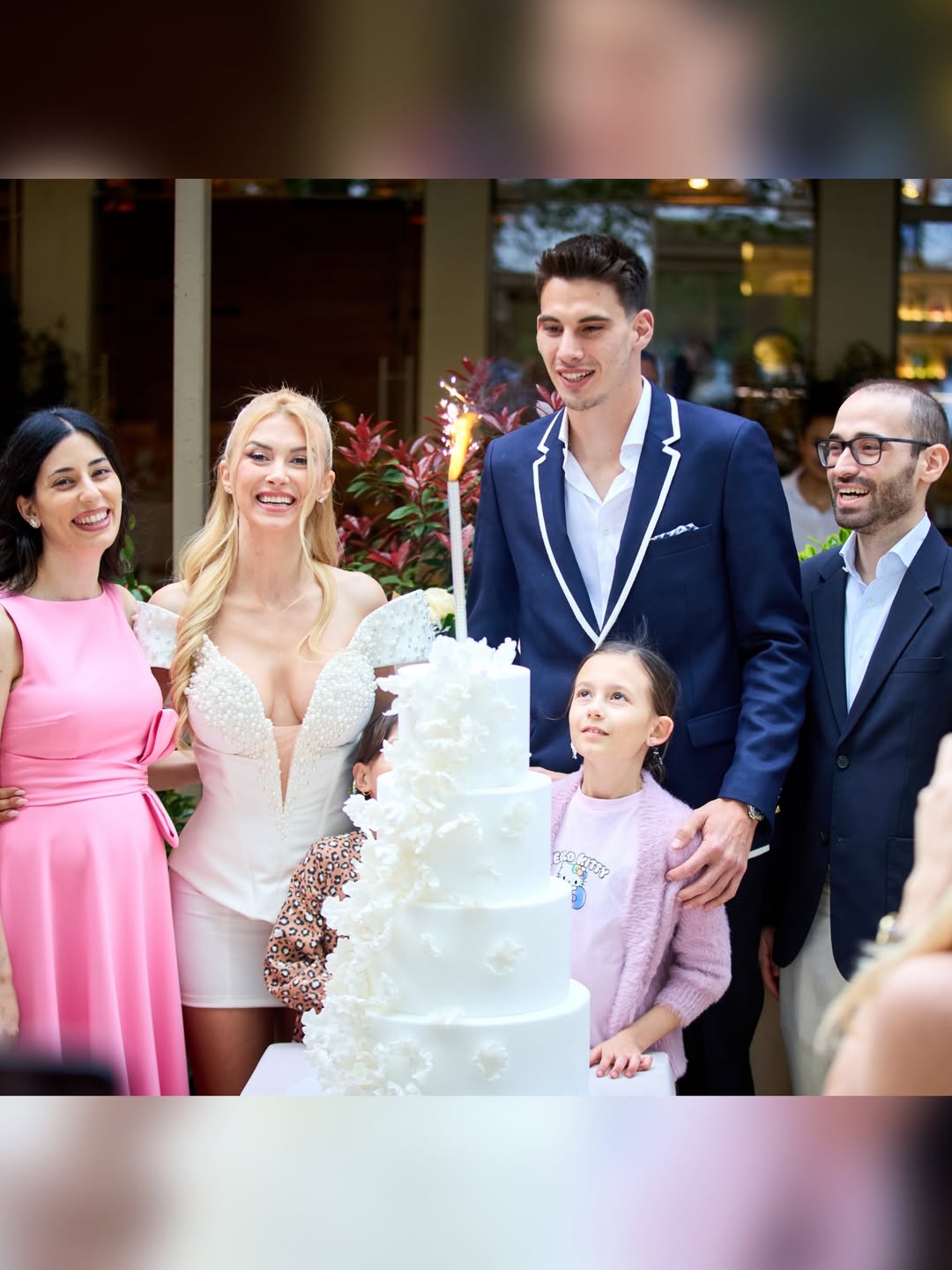 Andreea Bălan, moment emoționant alături de fiicele sale la nunta cu Victor Cornea. Cum au apărut Ella și Clara