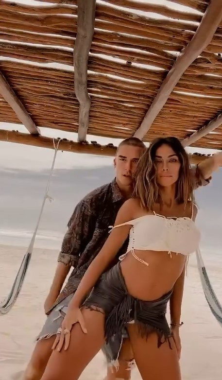 Imagini virale cu Mădălina Ghenea și Emil Rengle. Filmați în timp ce dansează lasciv pe o plajă