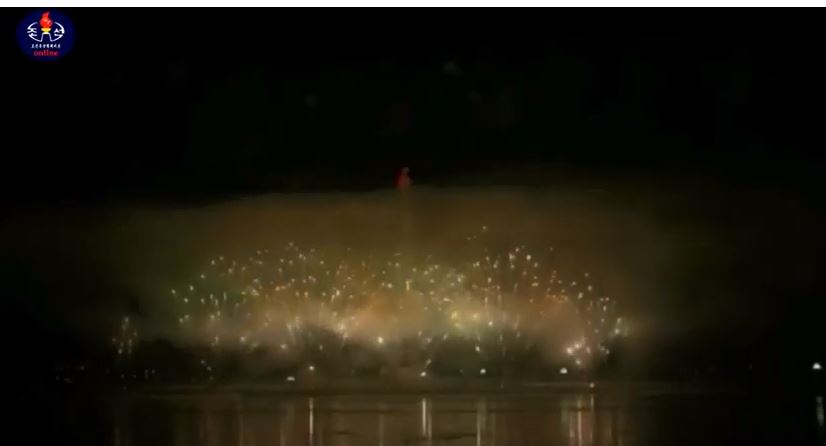 VIDEO, FOTO| Coreea de Nord a intrat în 2018. Foc de artificii spectaculos la Phenian