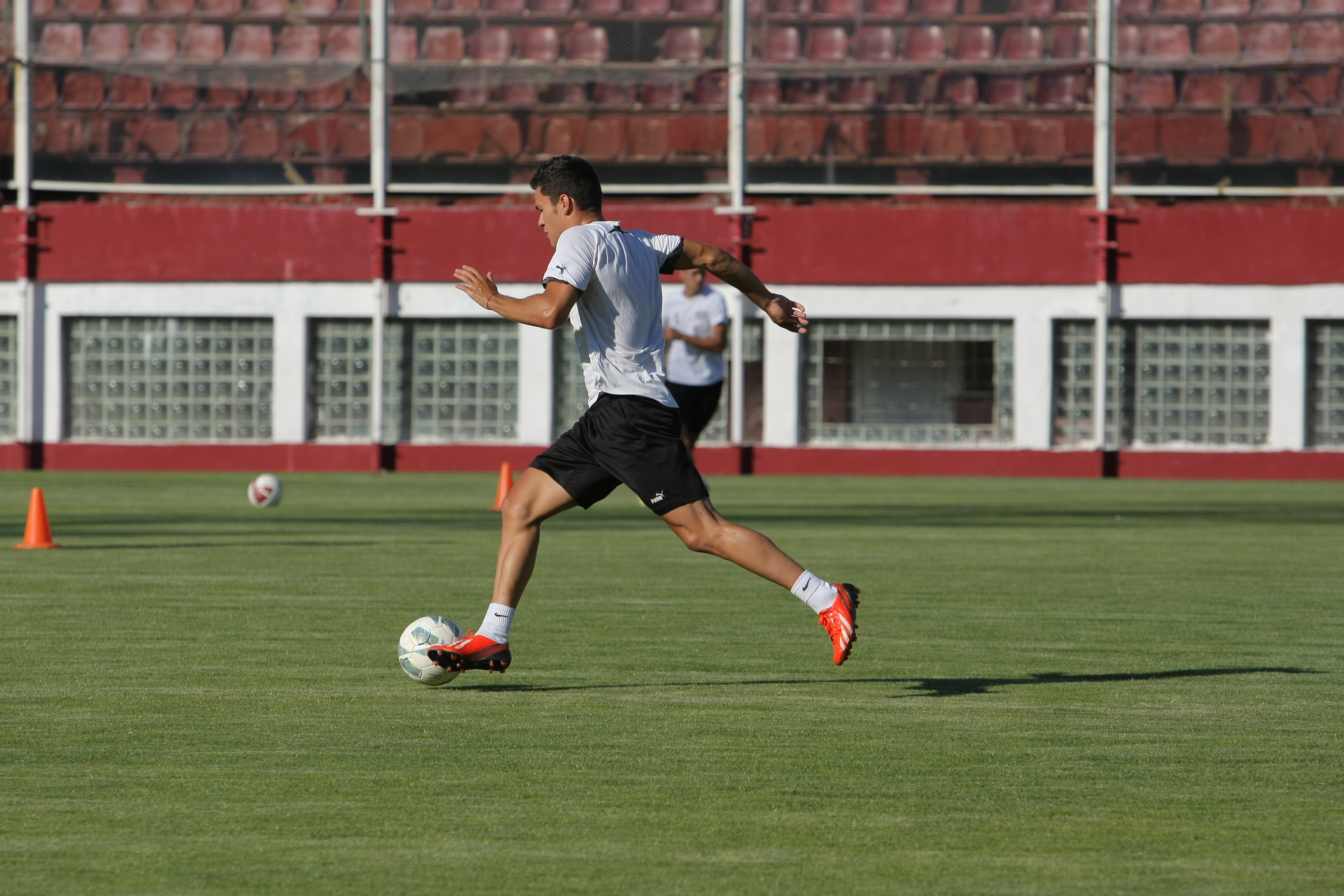 FOTO/ S-au reunit giuleștenii: portarul Mircea Bornescu a revenit la Rapid!