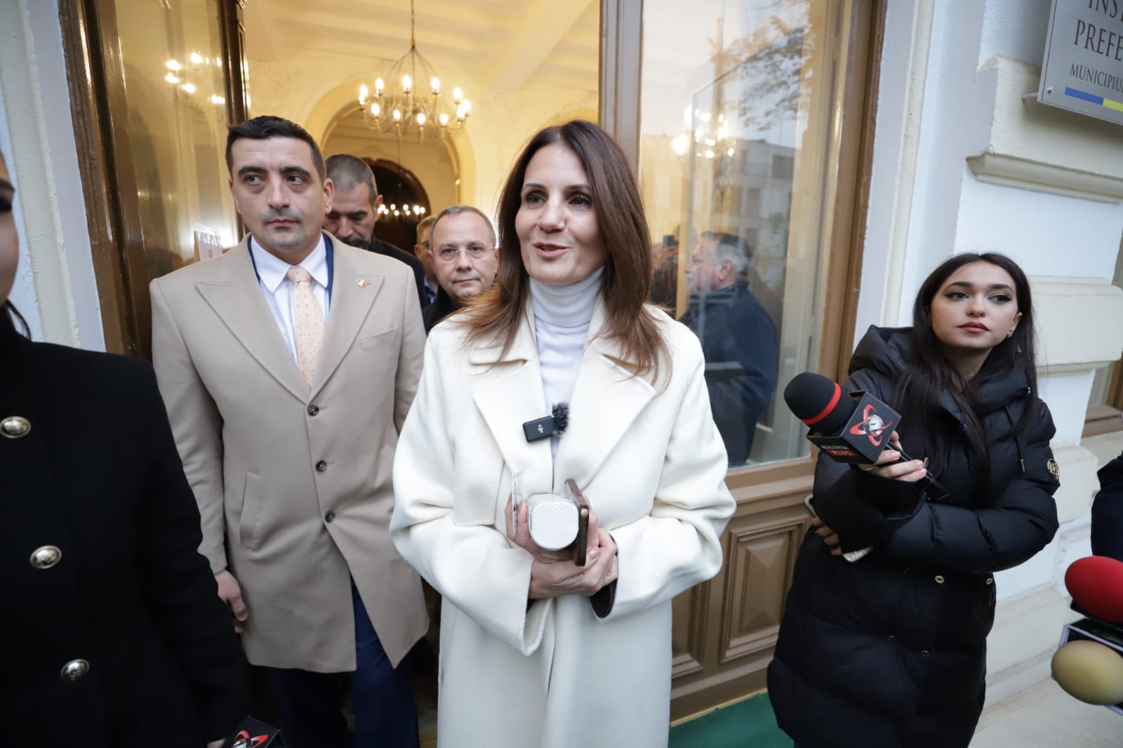 Ziua în care toți au spus că vor salva Bucureștiul: Promisiunile făcute de Anca Alexandrescu, Gigi Nețoiu și George Burcea