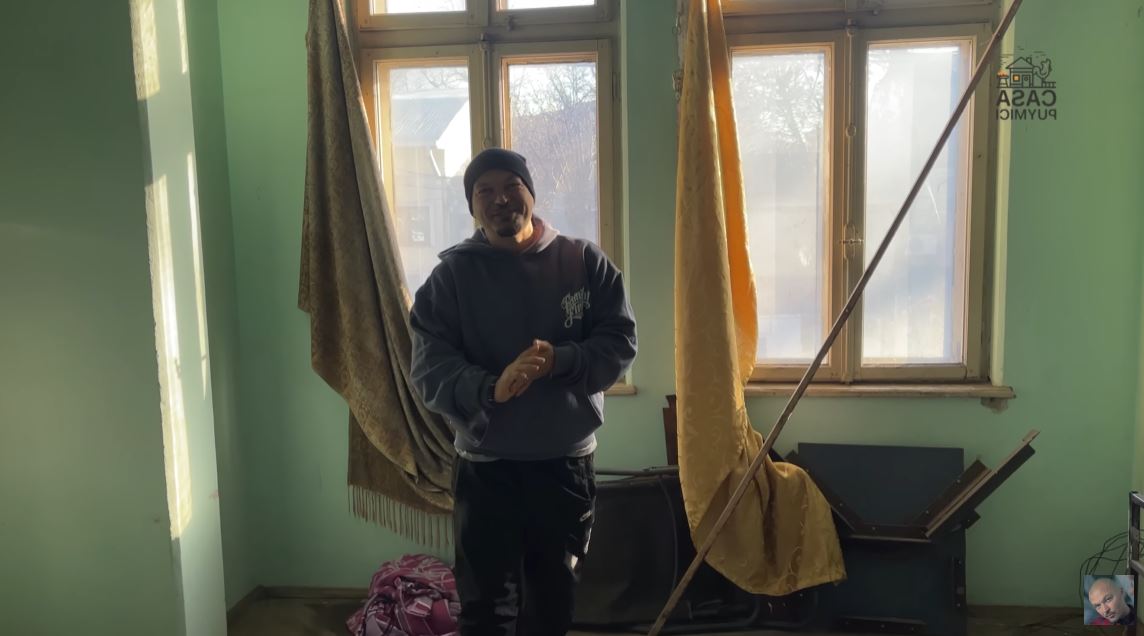 Imagini cu noua casă a lui Puya din București. Cum arată locuința construită în anii ’30: „Nici nu mă gândesc să pun termopane”