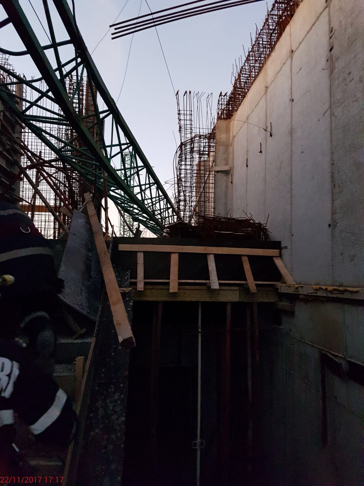 Macara prăbușită pe șantierul noului spital de copii din Timișoara| GALERIE FOTO