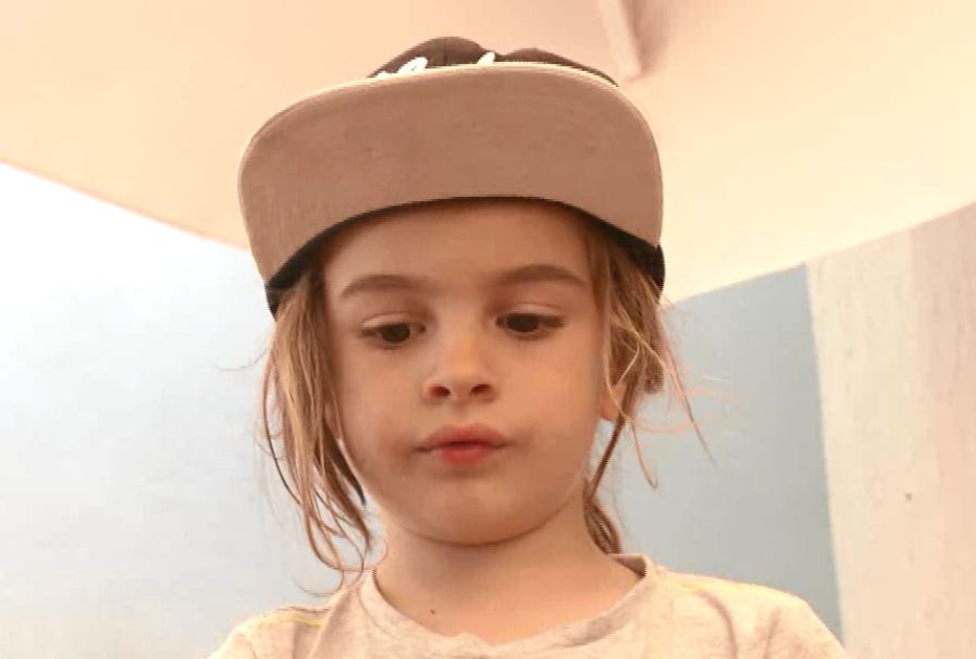 Ce băiețel frumos are coregraful Edi Stancu. Îl duce în tabără la nașul său, Nea Mărin | FOTO