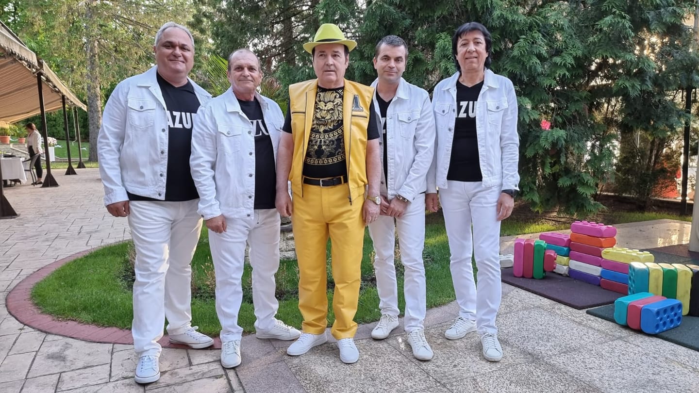Ce a scos la vânzare cu 15.000 de euro Nelu Vlad, solistul trupei Azur: „Nu vedeți ce este în țara asta? Nu mai am timp”