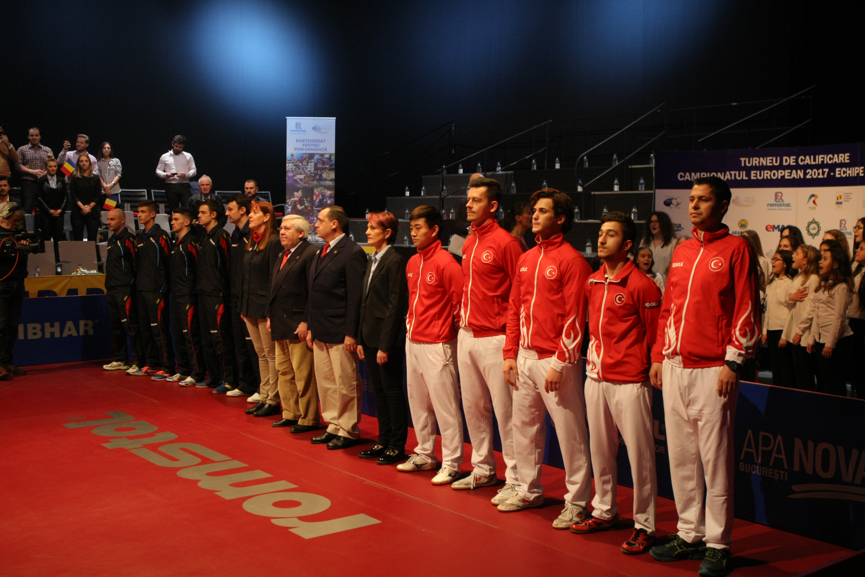 Echipa masculină de tenis de masă a României a încheiat neînvinsă grupa preliminară pentru Campionatul European 2017 | GALERIE FOTO