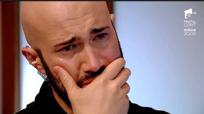 Povestea impresionantă a Laviniei, o adolescentă adoptată  care a făcut ravagii la X Factor. A stârnit hohote de plâns | FOTO