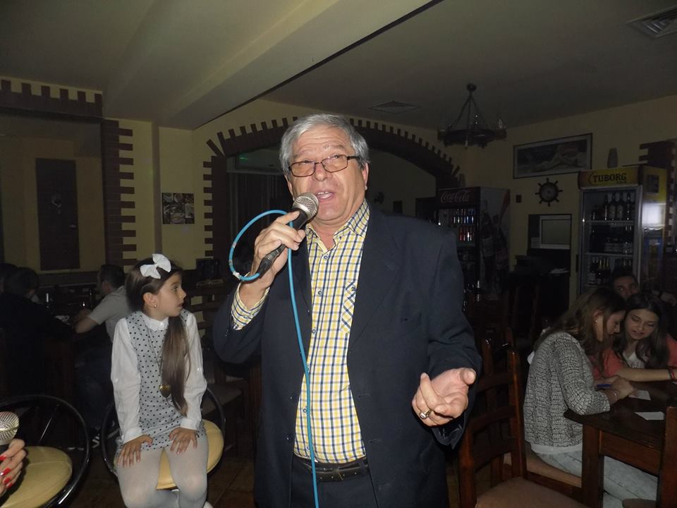 POZE ÎN PREMIERĂ! Povestea lui Laurențiu Duță, spusă de tatăl lui: “Tati, voi ajunge vreodată să cânt la televizor?”