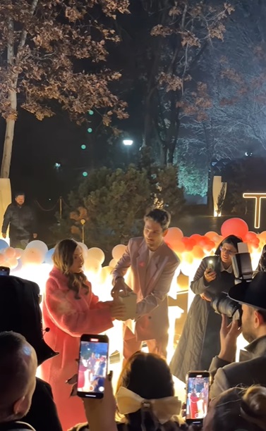 Theo Rose și Anghel Damian au dezvăluit sexul bebelușului: „De data asta aflați de la noi”