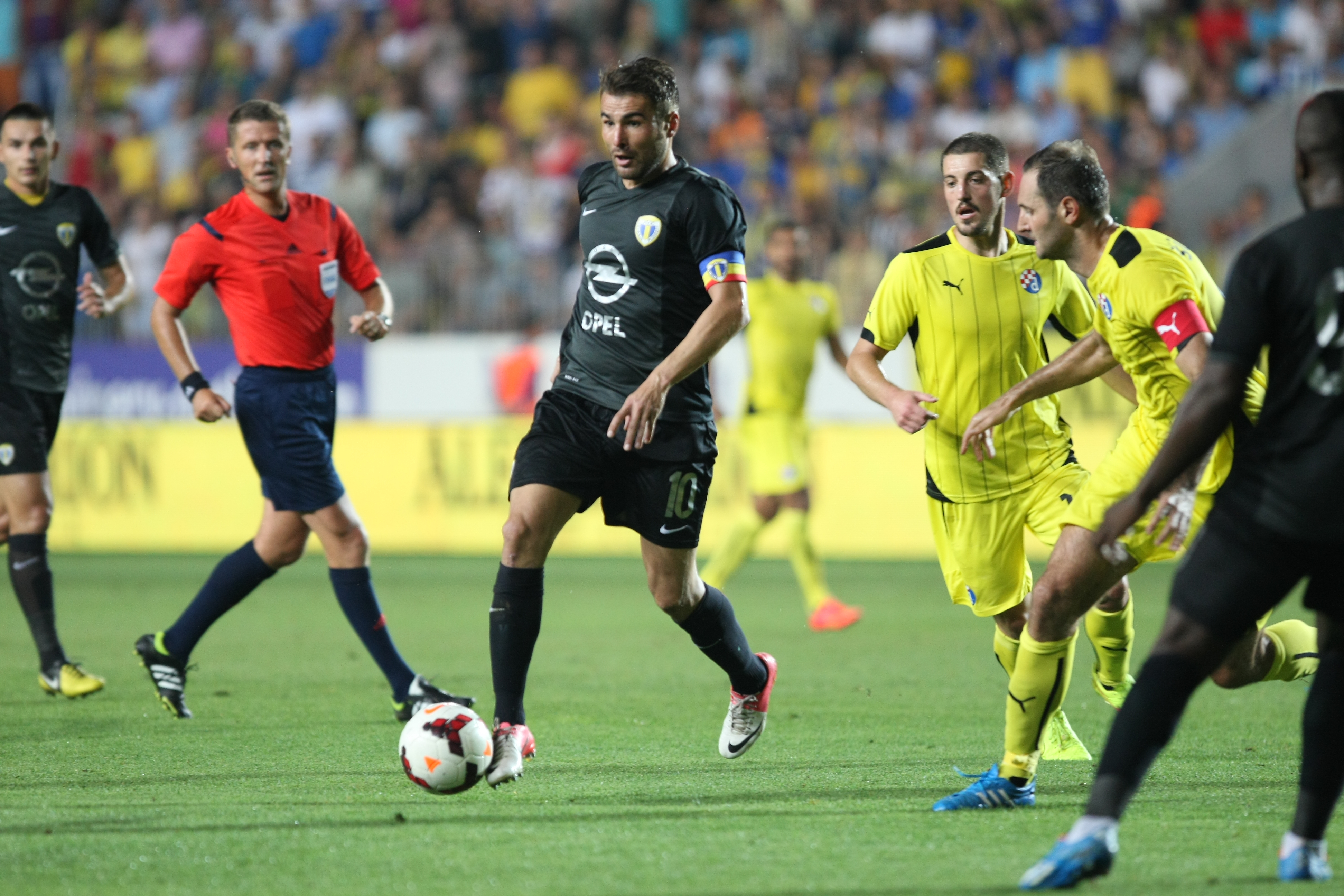 VIDEO/ LIGA EUROPA, play-off: Petrolul - Dinamo Zagreb 1-3. N-au fost "lupi"!