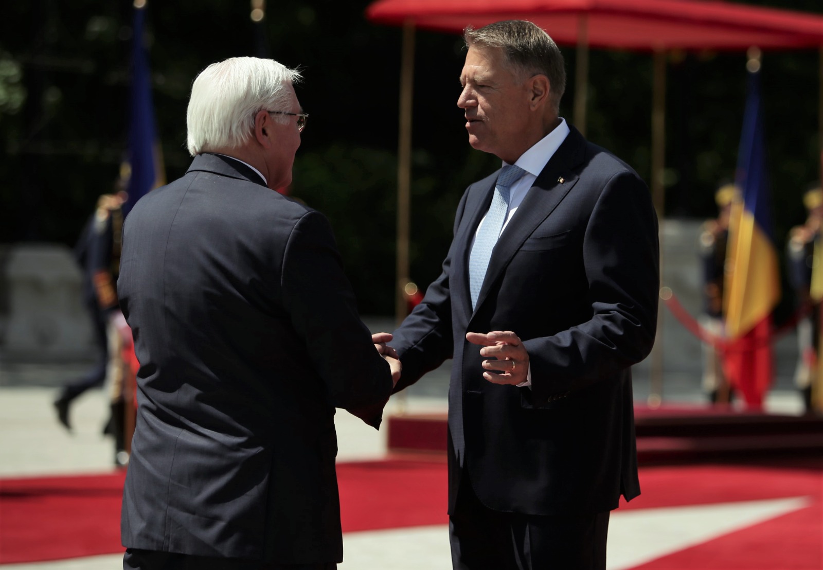 Klaus Iohannis, după întrevederea cu președintele german Frank-Walter Steinmeir: „Sprijinim un embargo pe petrolul rusesc”