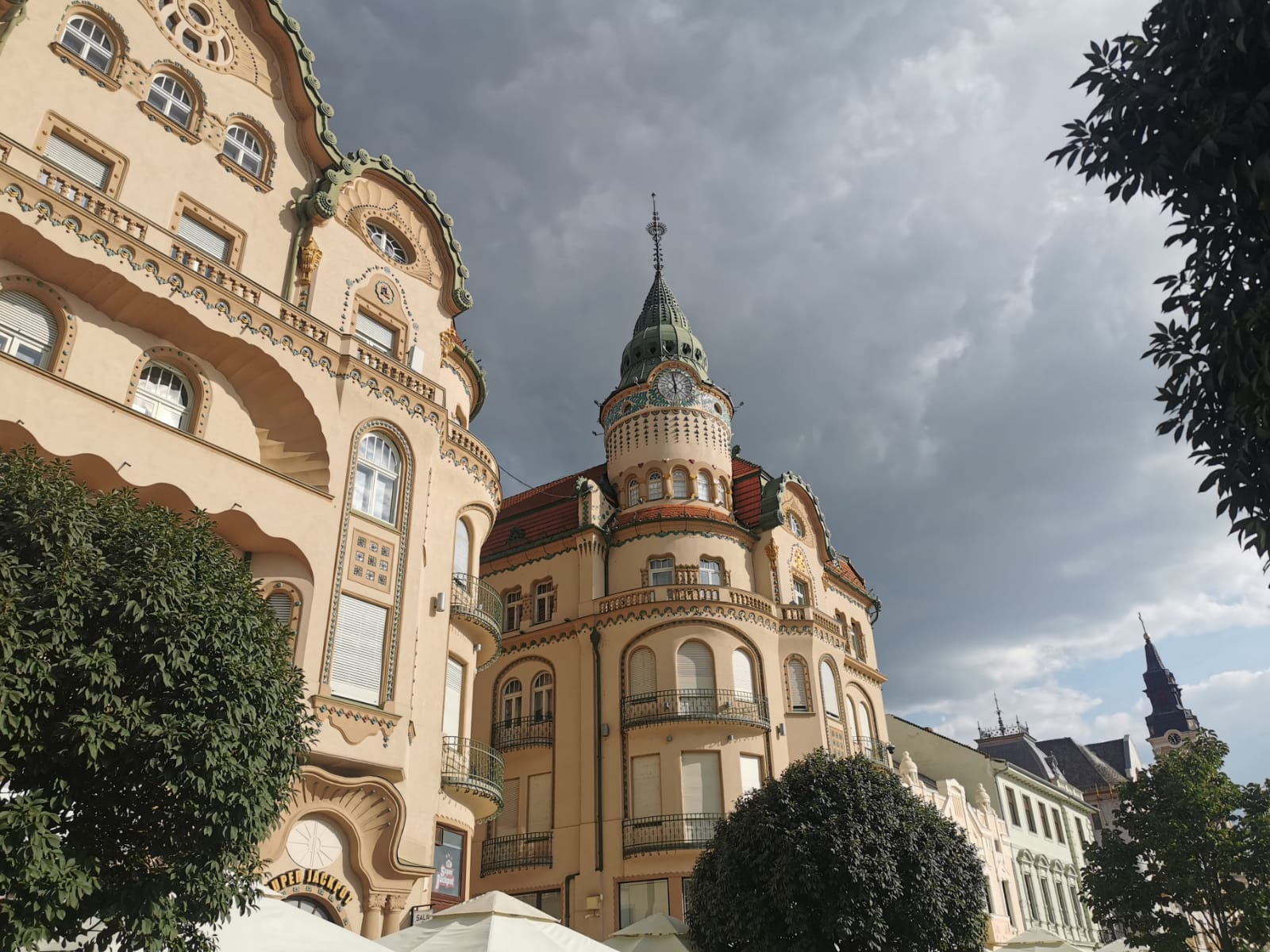 Oradea, desemnată de Best European Destination pe locul al doilea în topul destinațiilor Art Nouveau. „Decorațiuni și feronerii incredibile”