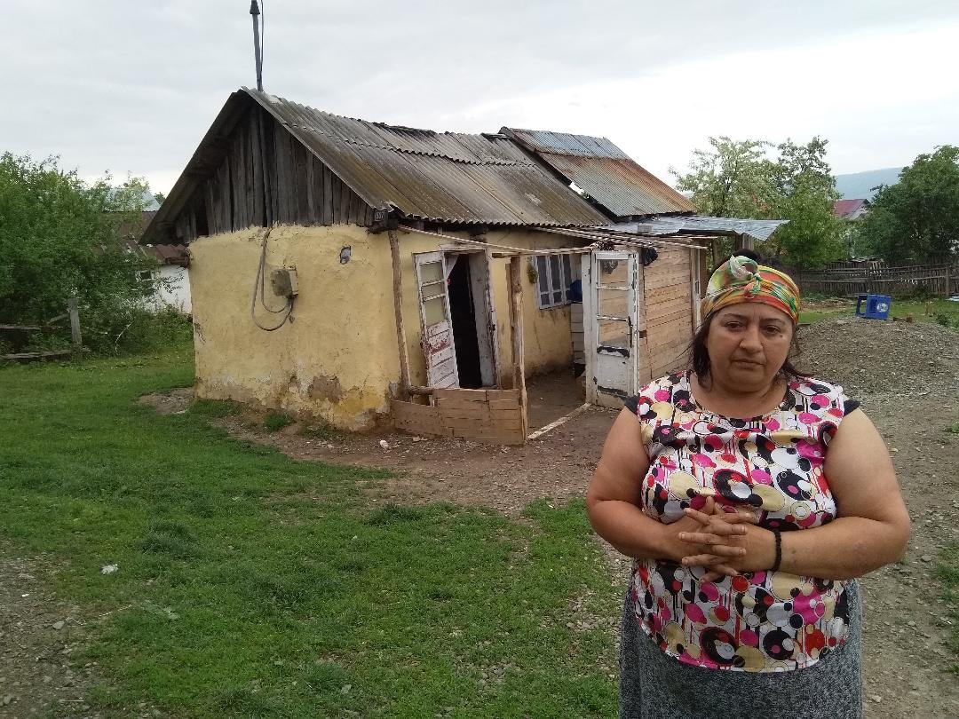 GALERIE FOTO/Povestea unui altfel de sat. Giulia de Dolhasca, locul unde romii ursari trăiesc ca acum 100 de ani