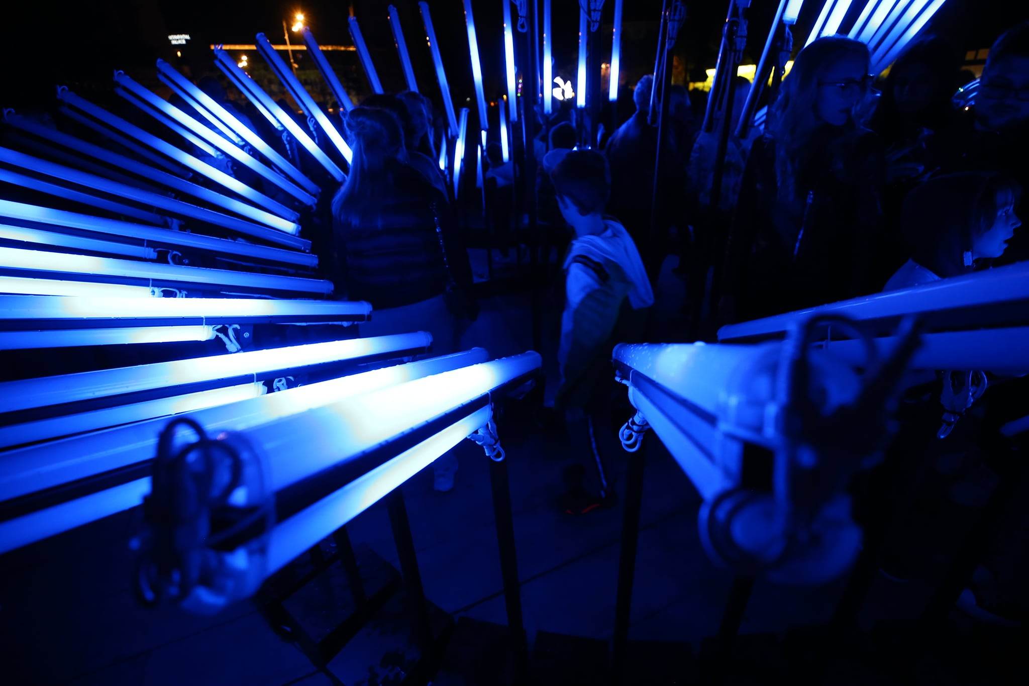 Spotlight 2023. Imagini spectaculoase surprinse pe Calea Victoriei de la festivalul luminilor