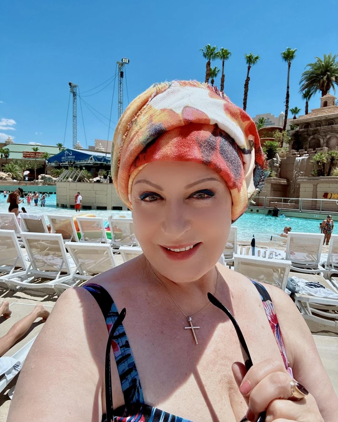 Cum a apărut Maria Dragomiroiu în costum de baie, la plajă, în Las Vegas. Mulți n-ar spune că are 70 de ani
