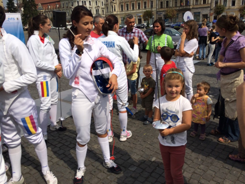 FOTO / Campionii scrimei românești au făcut spectacol la Cluj-Napoca!