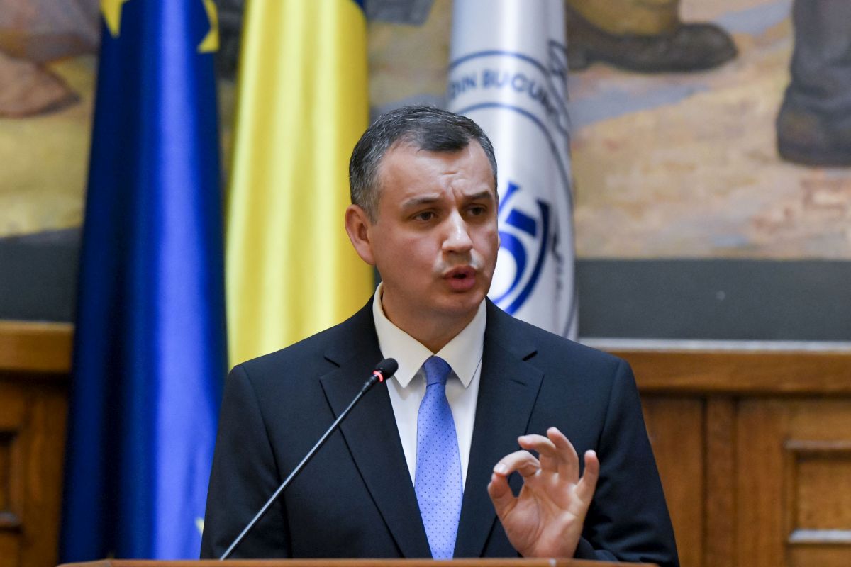 Imagini cu Diana Postică, soția lui Eugen Tomac. Cu ce se ocupă partenera premierului desemnat