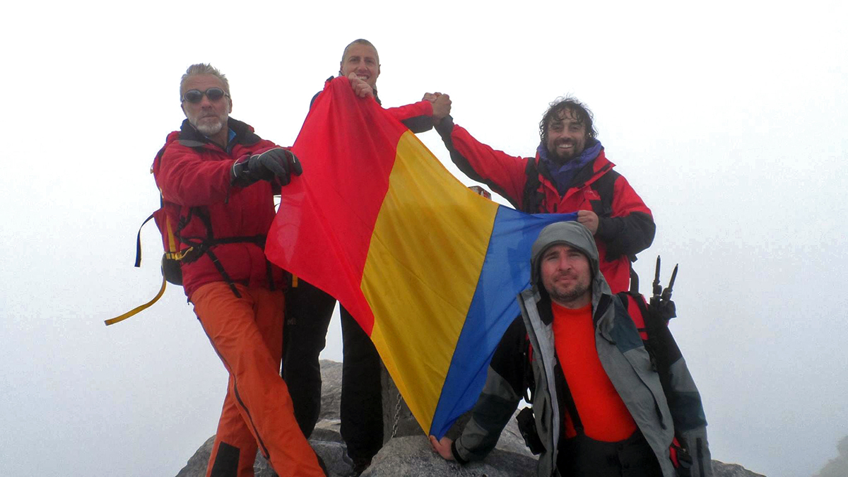 Omul de pe Vârful Omu!  Povestea lui George Porancia, meteorologul care trăiește de 36 de ani la 2.500 de metri altitudine