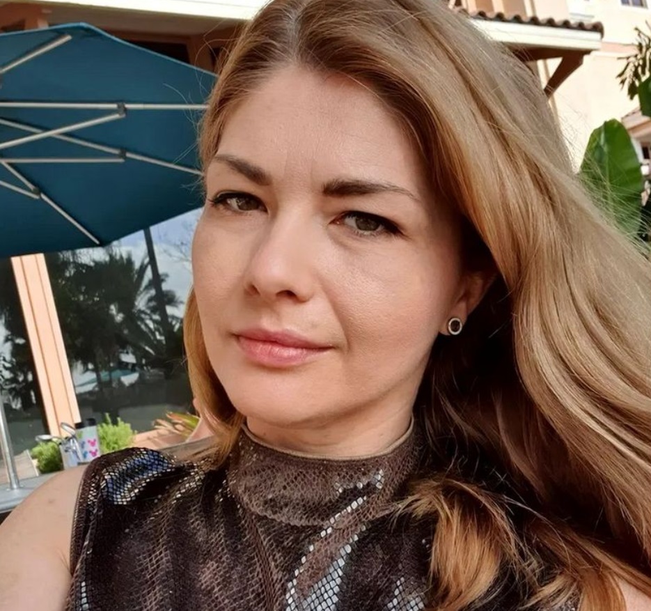 Cine este Cristina, fosta soție a lui Valeriu Gheorghiță. Au fost căsătoriți aproape 20 de ani și au împreună doi copii