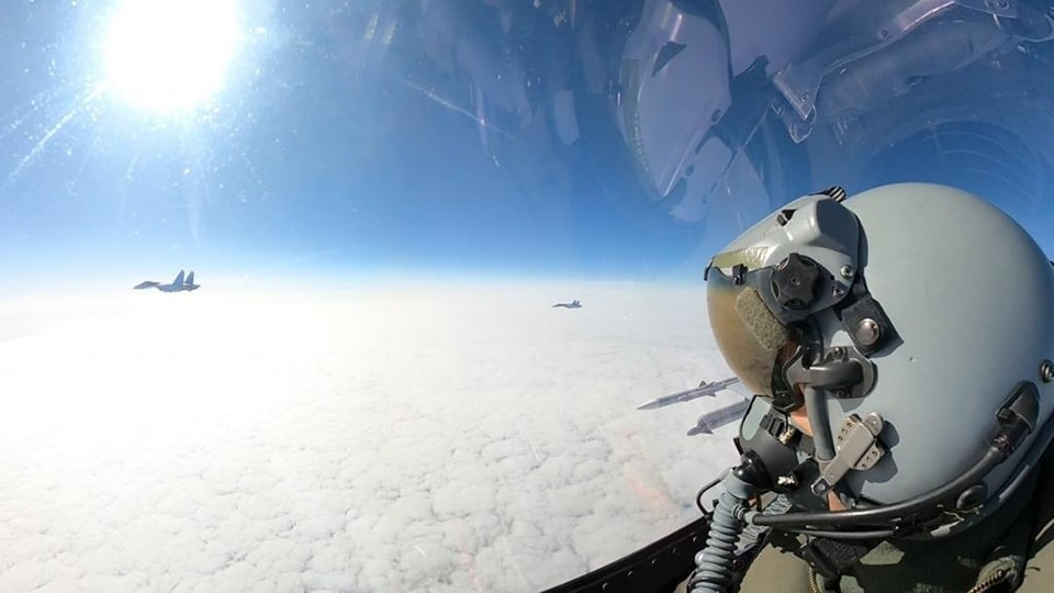 Două avioane rusești, interceptate în spațiul aerian NATO de prima misiune românească