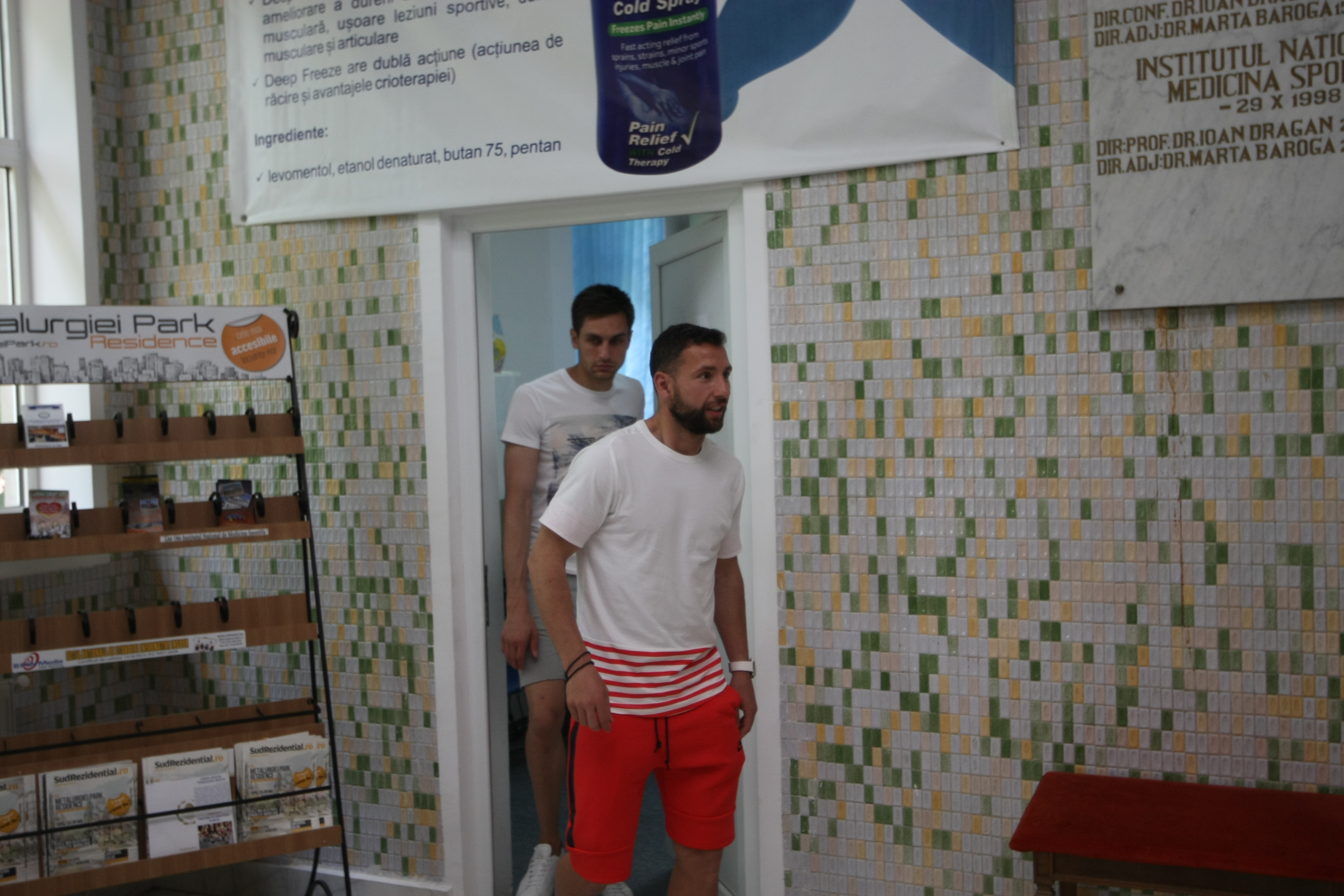 Euro 2016. Tricolorii au efectuat vizita medicală la INMS şi aşteaptă ca selecţionerul să anunţe lotul de 23 pentru turneul final GALERIE FOTO
