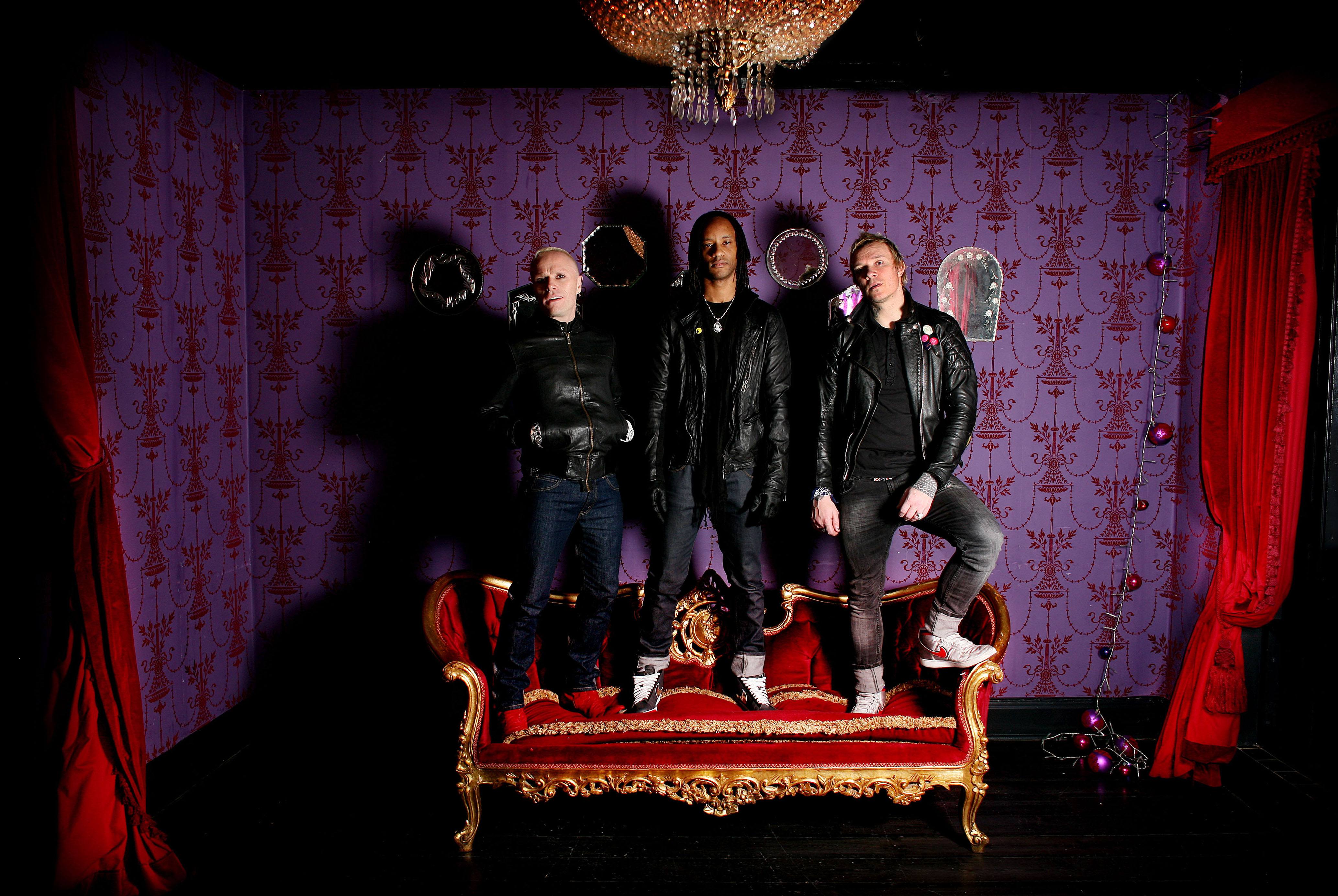 Solistul The Prodigy Keith Flint s-a sinucis! Mesajul transmis de colegii săi de trupă