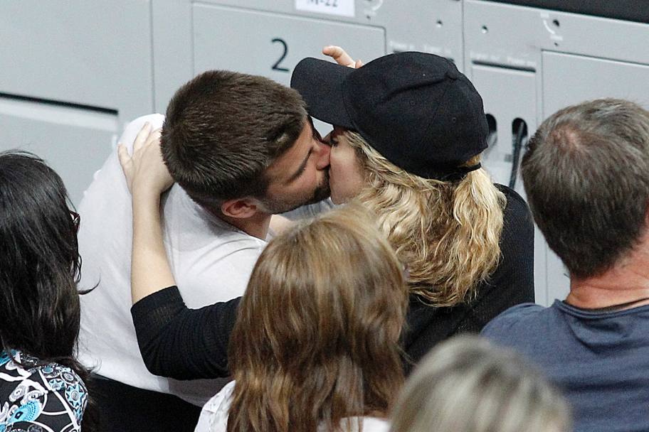 FOTO / Scene de dragoste cu Pique şi Shakira la Campionatul Mondial!