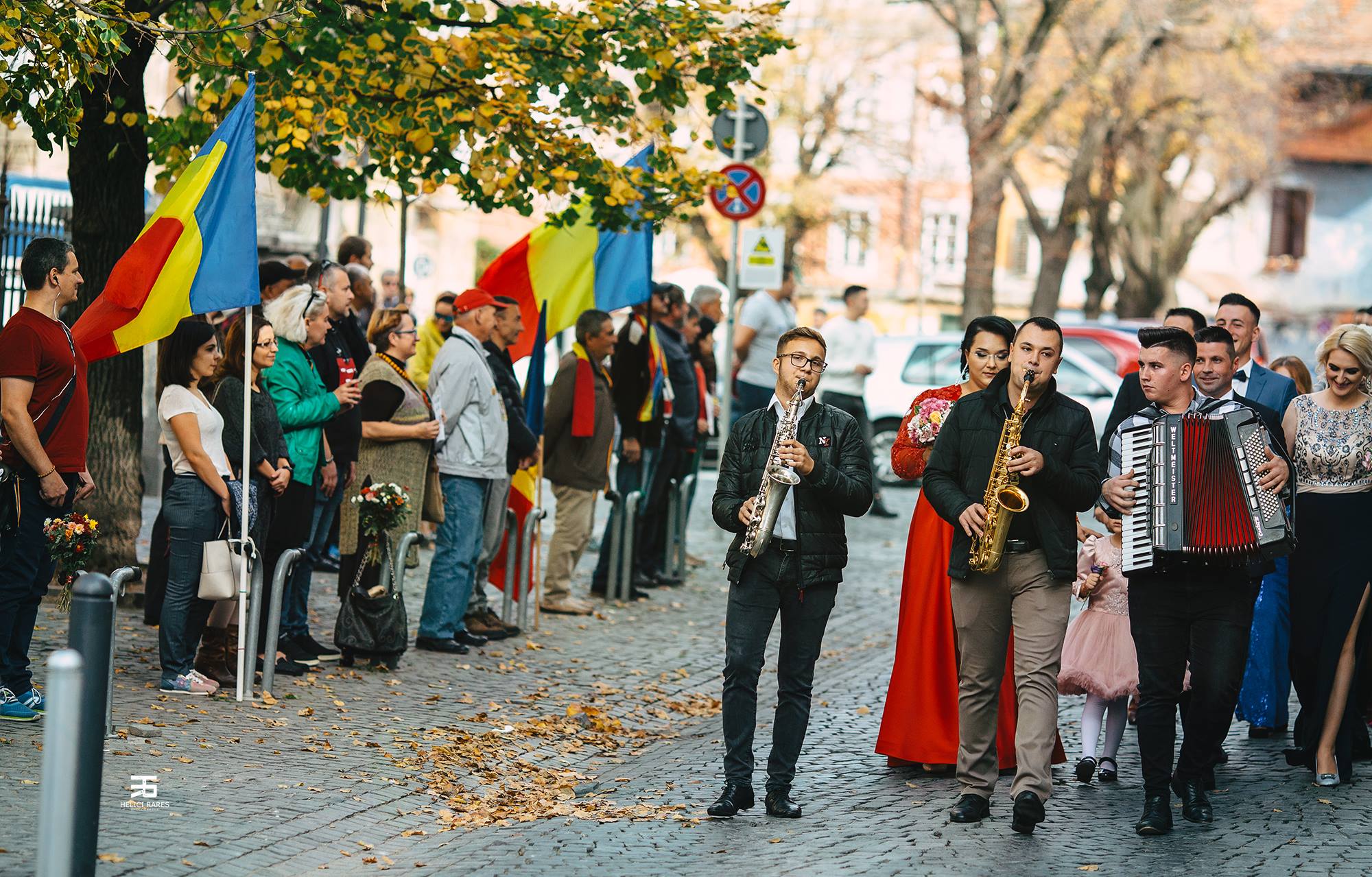 1000 de portrete în 30 de zile. Proiectul de suflet al fotografului sibian ale cărui imagini sunt preluate de The Guardian