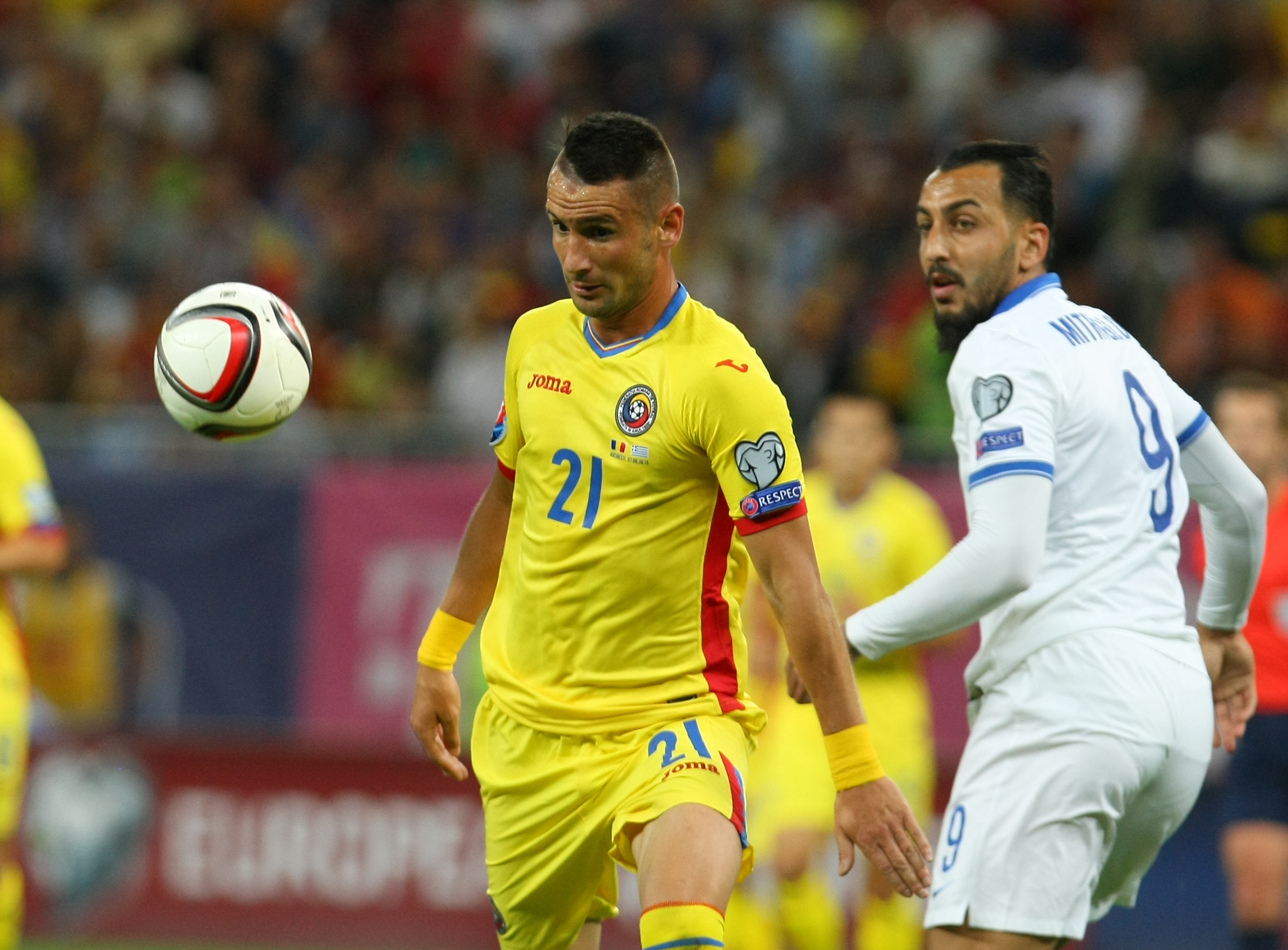 PRELIMINARIILE EURO 2016, ROMÂNIA - GRECIA 0-0. Tricolorii nu au mai găsit calea spre gol din luna martie. Tremurăm în continuare pentru calificare. Elevii lui Iordănescu rămân pe locul 2 în grupă, la trei puncte în faţa Ungariei