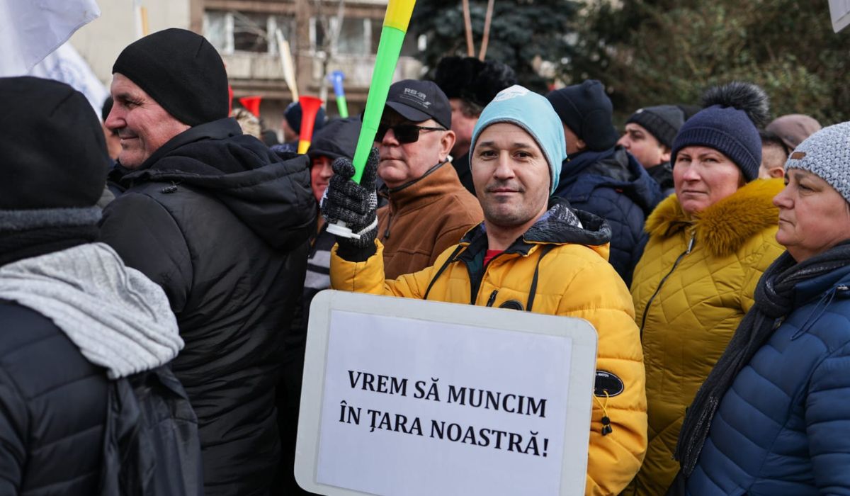 Proteste în fața Ministerului Economiei. Sindicatul Liber Navalistul cere salvarea Șantierului Mangalia: „Să fim vigilenți cu investitorii care vin”