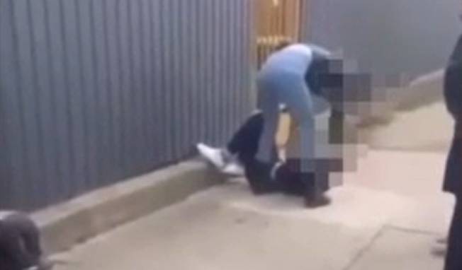 Börtönbe kerülhet a nő, aki ájultra verte lánya iskolatársát Ócsán - videó