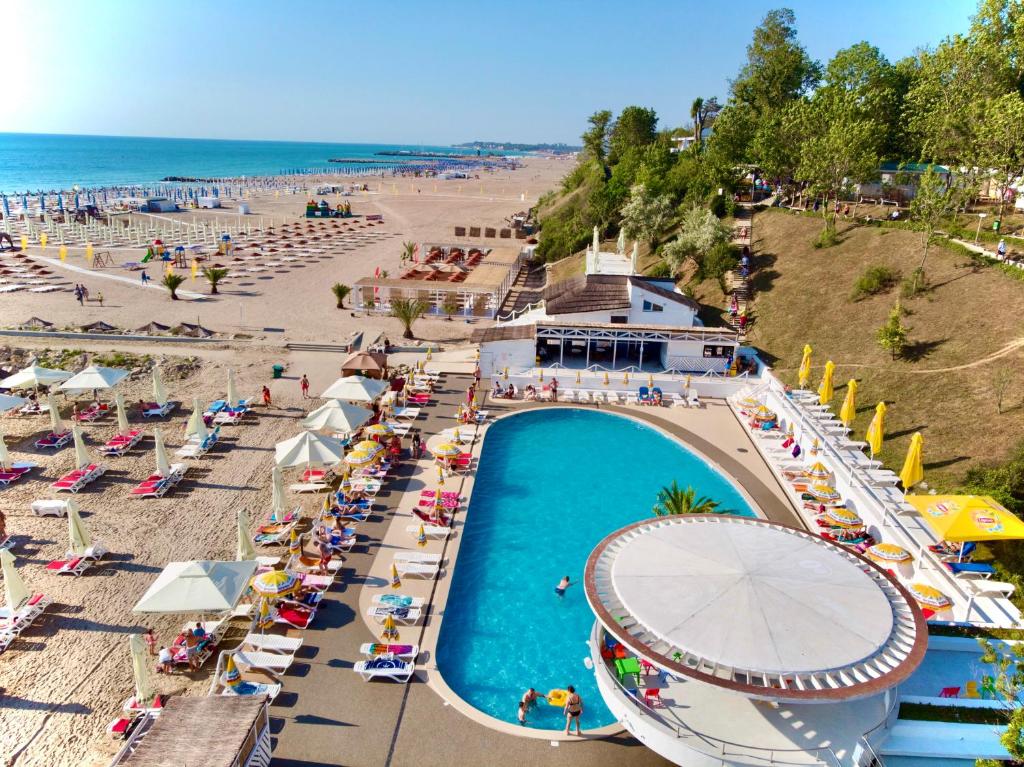 Cele mai mari hoteluri și resorturi din România. Topul giganților din București și de pe litoral