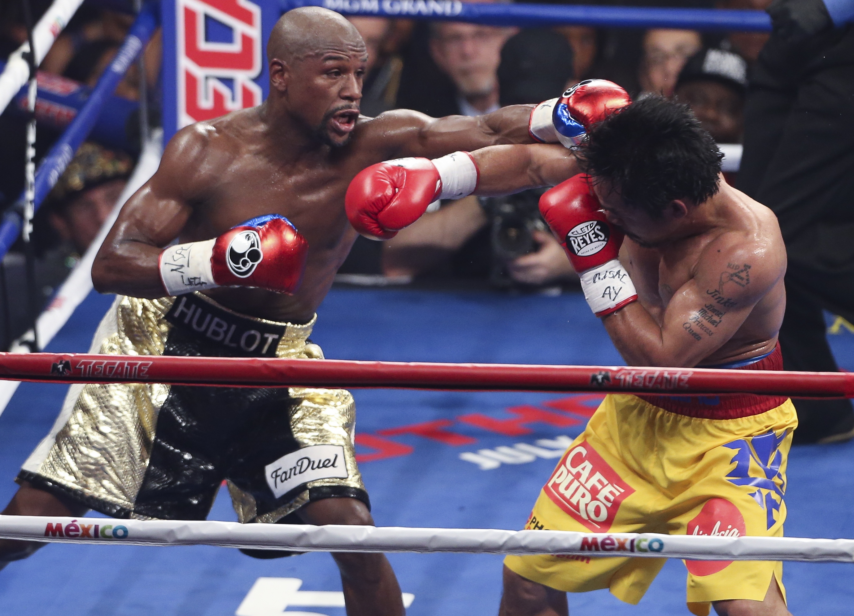 Ne place sau nu, dar ”meciul secolelor” ne-a dat răspunsul: arogantul Mayweather e cel mai bun boxer al generaţiei actuale!
