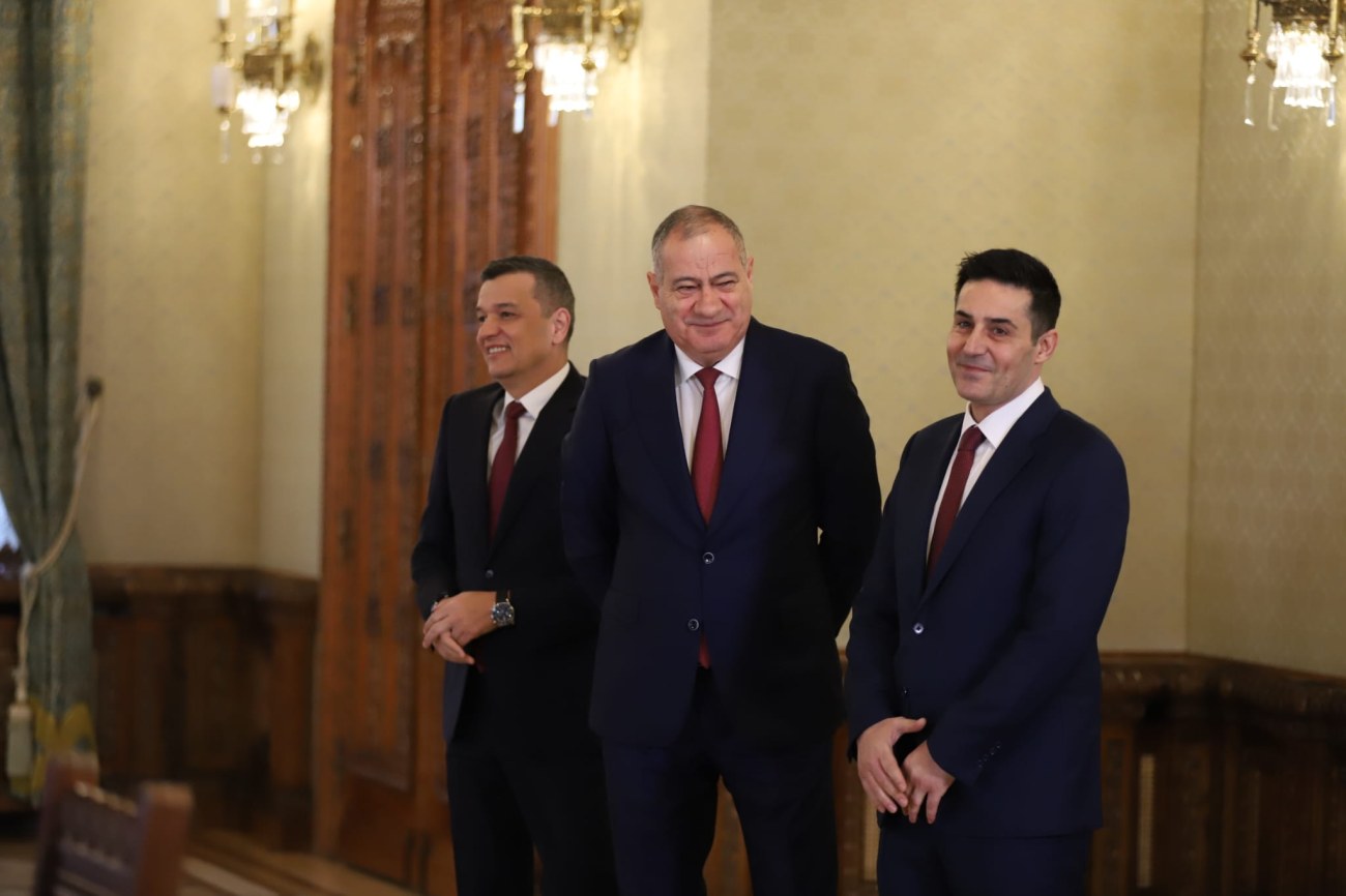 LIVE TEXT | Nicușor Dan a terminat consultările cu partidele din coaliție. PSD a decis retragerea miniștrilor înaintea finalului consultărilor. Nicușor Dan va face o declarație de presă