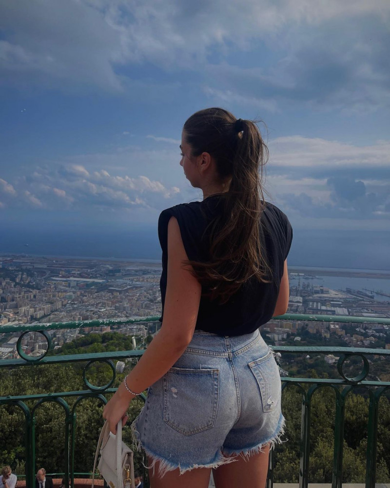 Cum arată iubita fotbalistului Radu Drăgușin și cum s-au cunoscut, de fapt, cei doi. Mama sportivului rupe tăcerea. „Viața lui nu este chiar așa cum se vede”