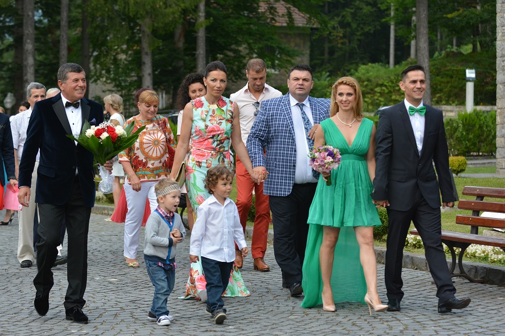 GALERIE FOTO / Alina Dumitru s-a căsătorit. Halep i-a făcut o surpriză  