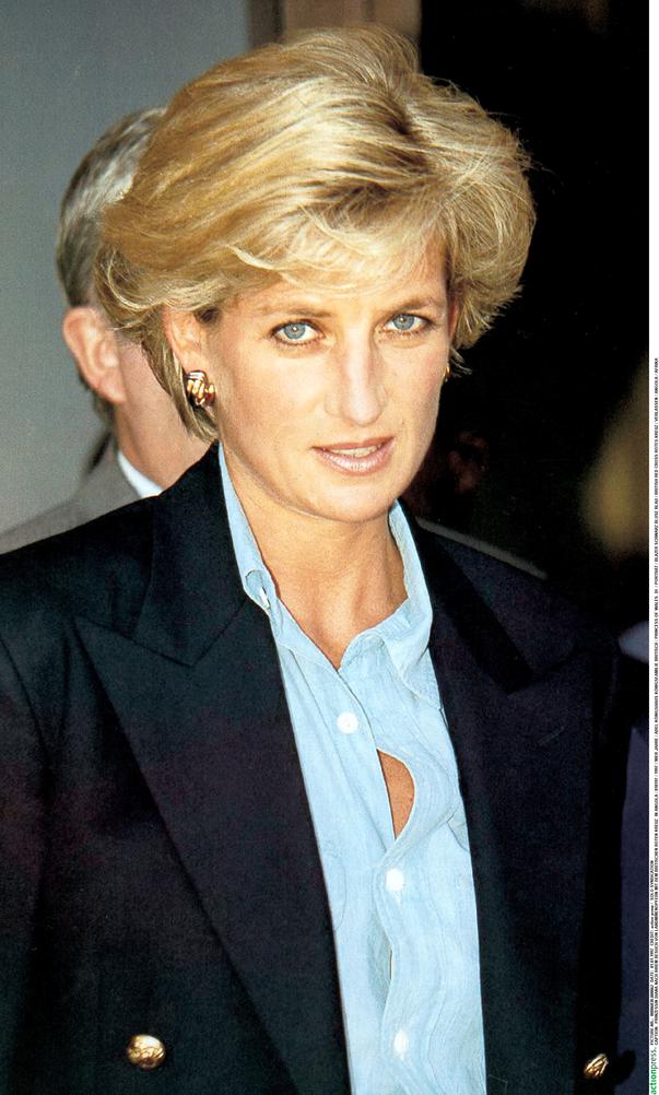 Cu ce parfum se dădea prințesa Diana. Secretul frumuseții sale a fost dezvăluit