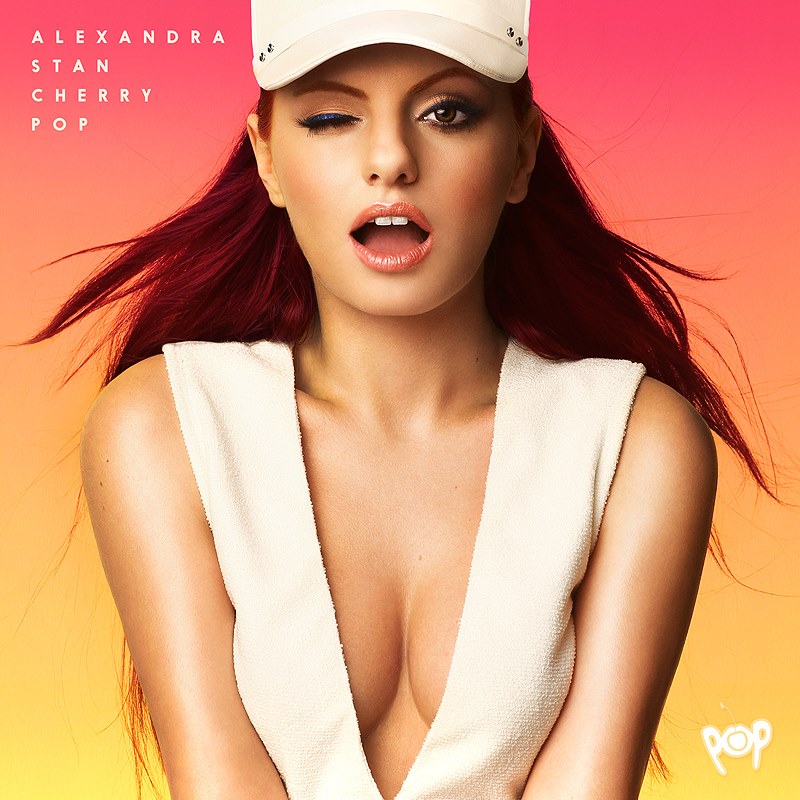 Alexandra Stan șochează: ”Prefer fotbaliștii!” / GALERIE FOTO HOT
