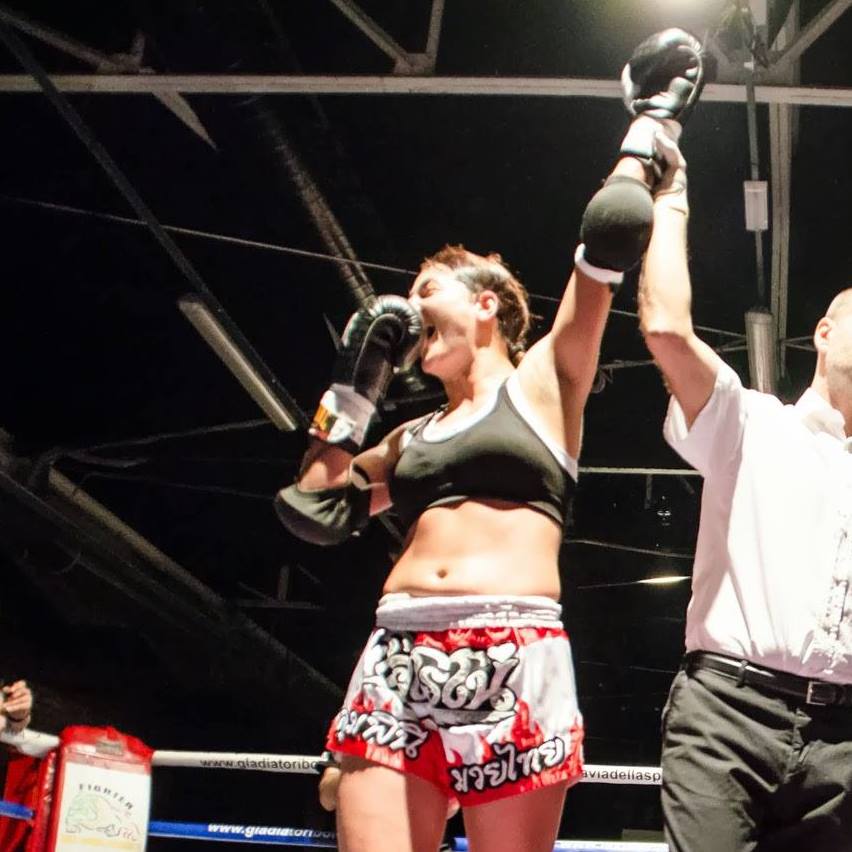 ITALIA - ROMÂNIA! SportNews.ro a descoperit la Bologna un Rocky la feminin! ^S-a apucat de karate, după ce a fost bătută de tatăl său