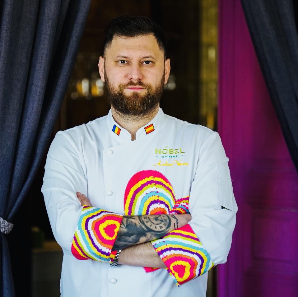 Cine este bucătarul echipei naționale de fotbal a României. Andrei Voica a câștigat MasterChef România în 2015 și este total schimbat