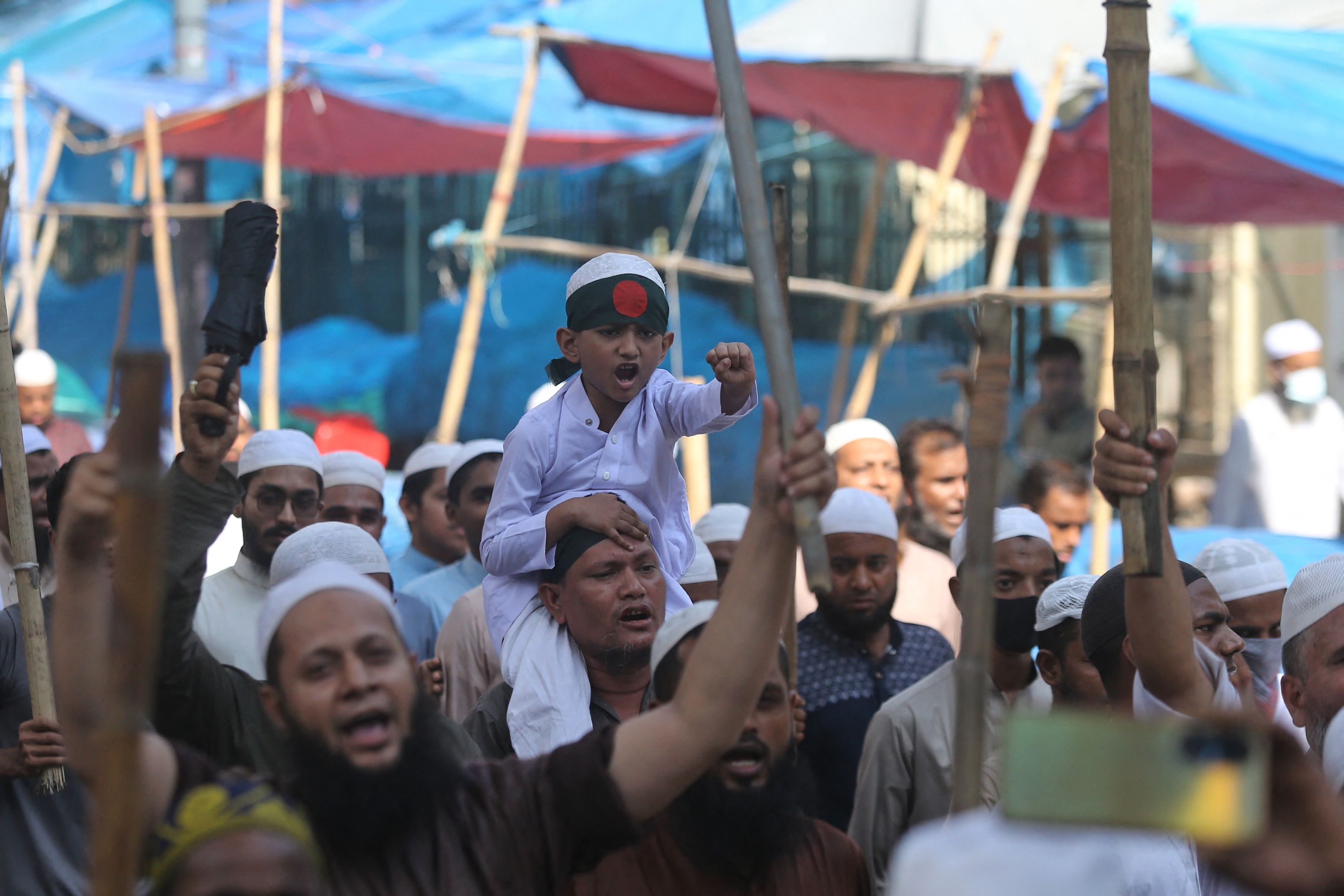 Stare de asediu în Bangladesh. Cel puţin 73 de oameni au murit în timpul unor manifestaţii antiguvernamentale
